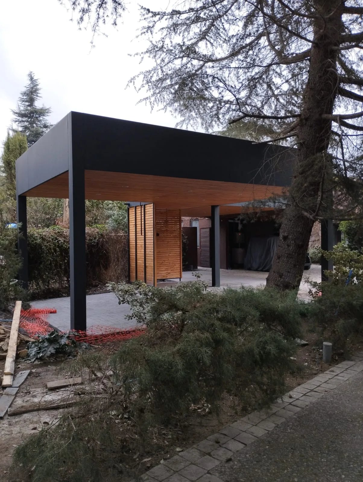 Pérgolas para Jardines: Opciones y Beneficios